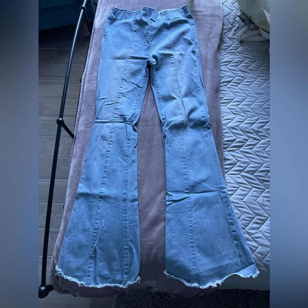 GUC Ashley Mason Women's Flared Blue Jeans